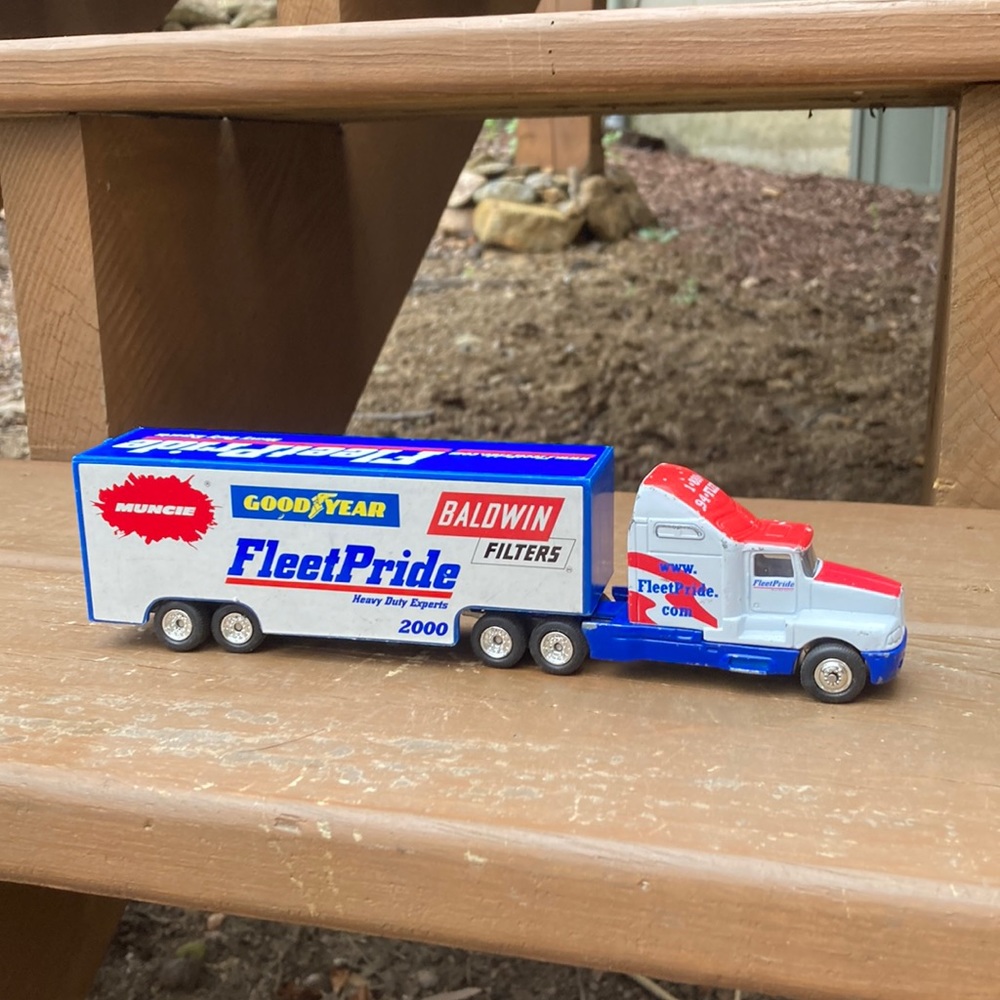 Vintage Fleet Pride Tractor Trailer